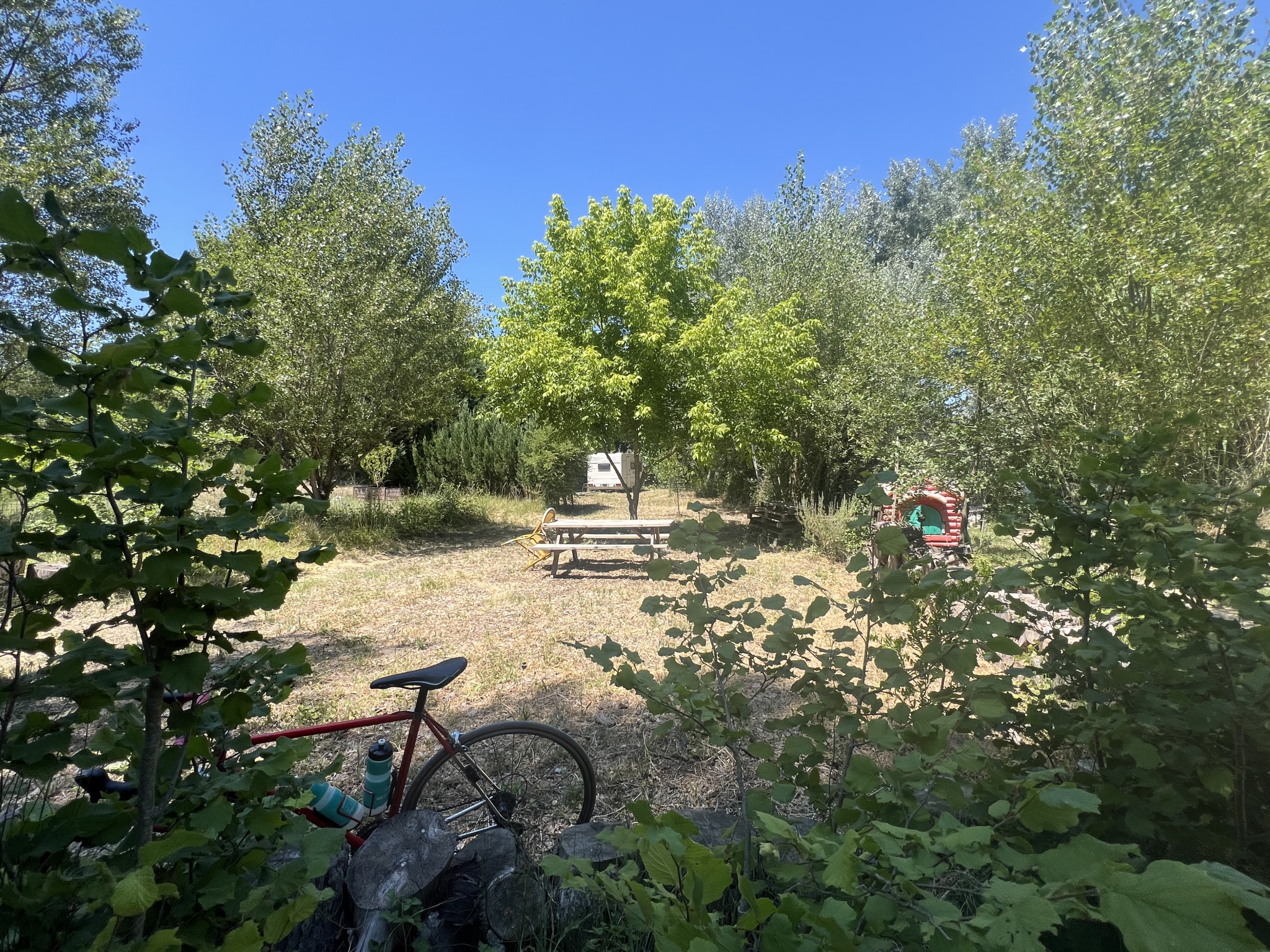 Terrain de loisir de 1213 m2 à 800m du centre