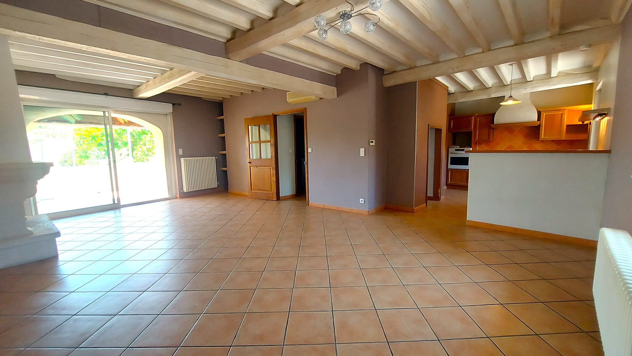 Maison de village 165 m2 avec terrasse en centre-ville
