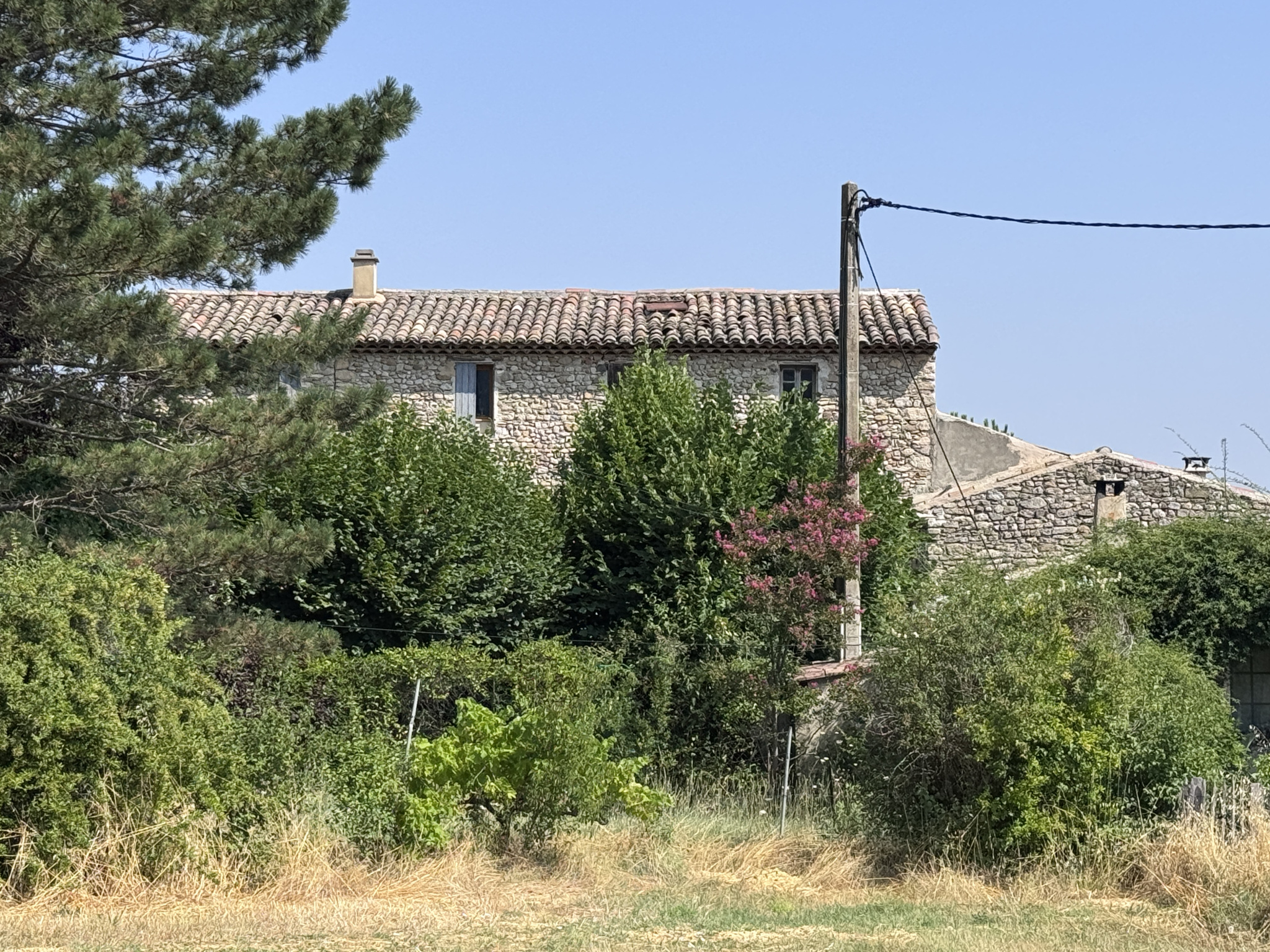 Mas en pierres à rénover   Vue Ventoux