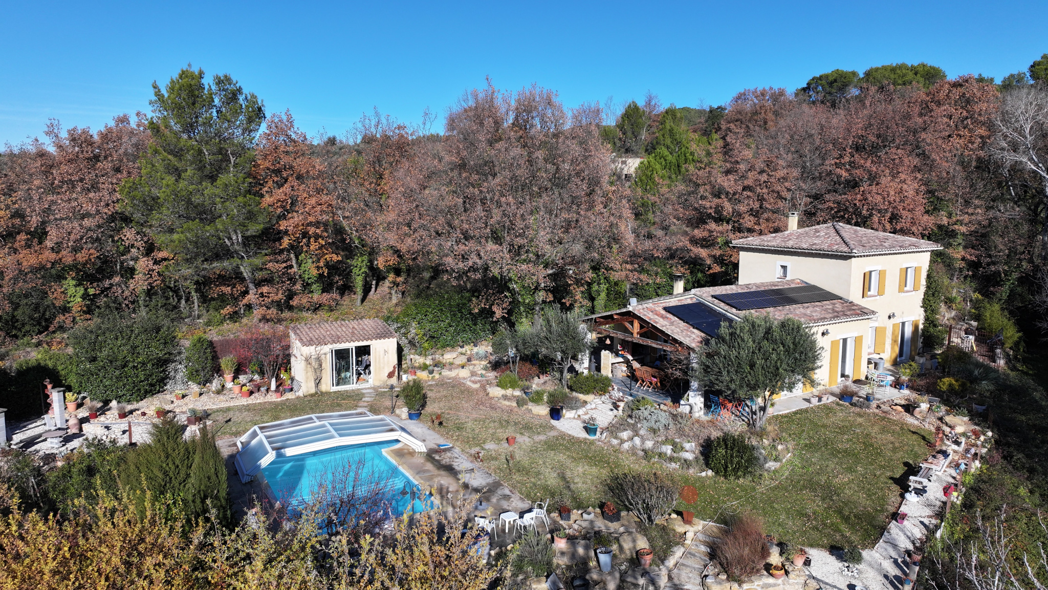 Villa avec piscine et vue imprenable